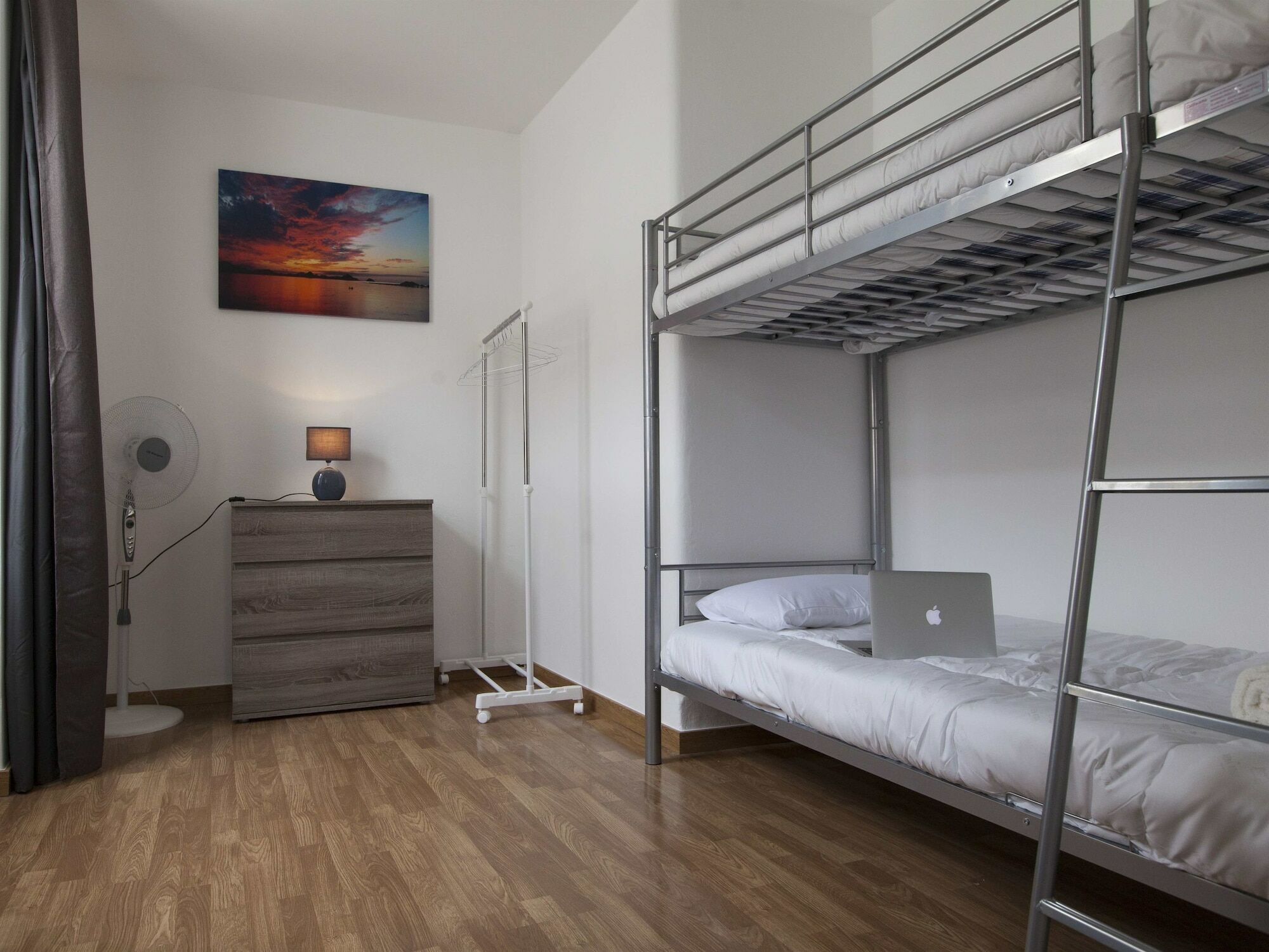 Guest House First Floor Лагос Екстериор снимка